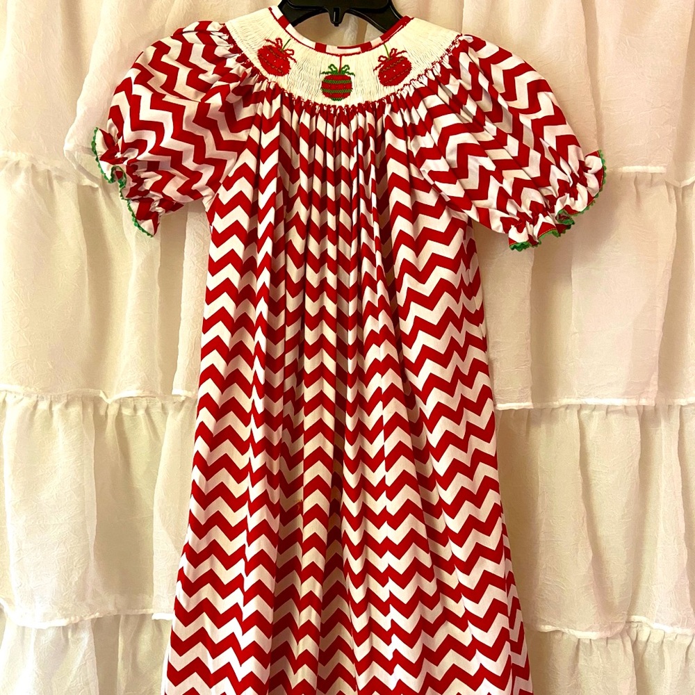 Girls size 8 Lolly Wolly Doddle Smocked Dress